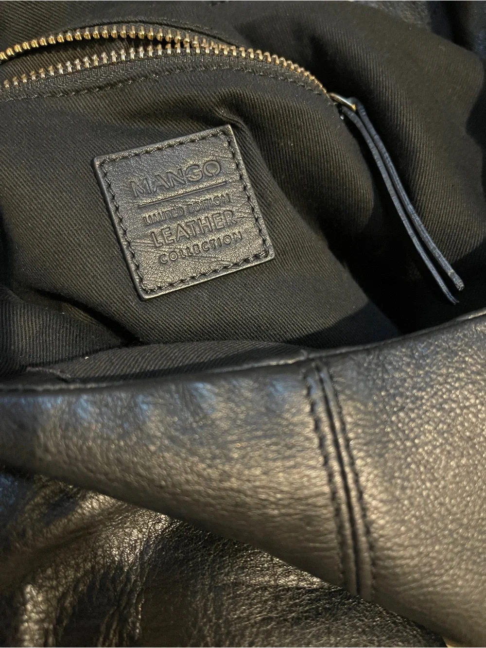 Mango Black Knot-Handle Leather Tote